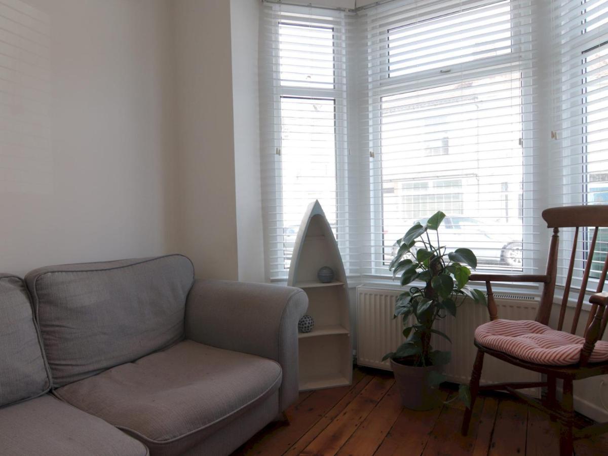 Pass The Keys 2bed W Garden Bar 10min Walk To Central Southsea