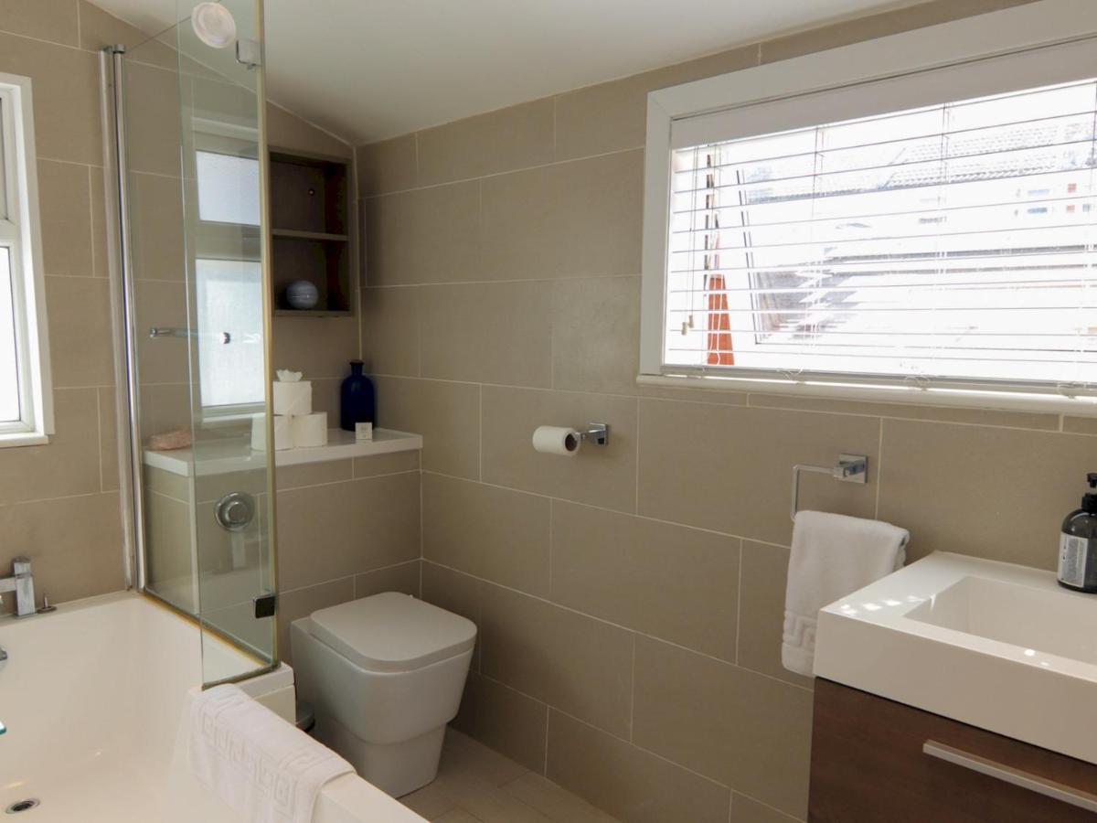 Pass The Keys 2bed W Garden Bar 10min Walk To Central Southsea * Portsmouth